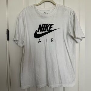 Nike White Short Sleeve Tee